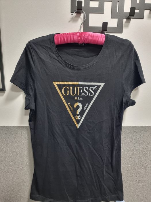 Tshirt czarny Guess M