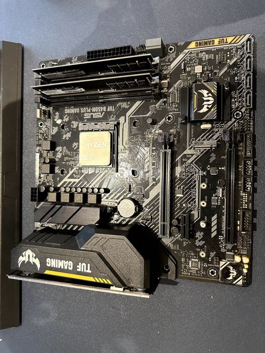 Conjunto motherboard TUF + RAM 16GB + CPU Ryzen 5