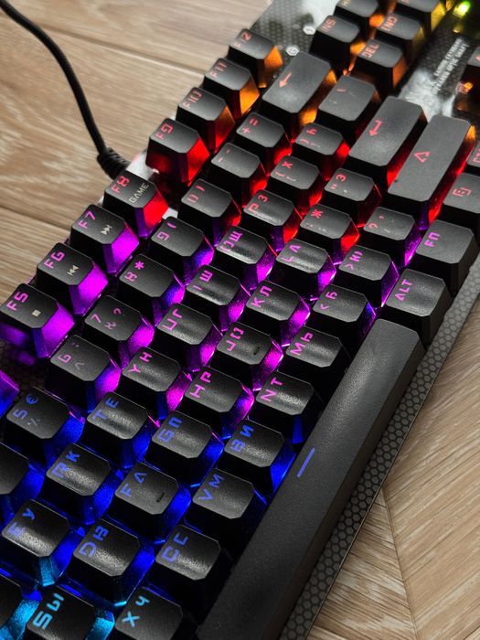 Klawiatura gamingowa mechaniczna A4Tech Bloody B810R RGB