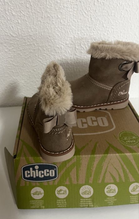 Botas chico novas
