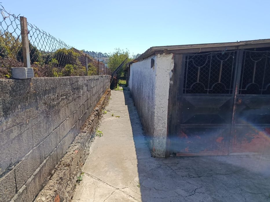 Moradia Independente T6 em Travanca- Santa Maria da Feira