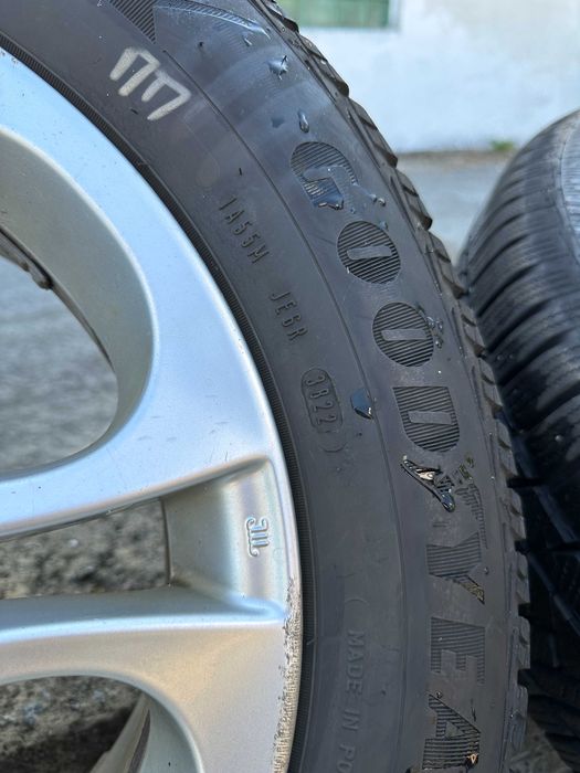 Титанові диски  R16 в комплекті з резиною TOYOTA Camry v50