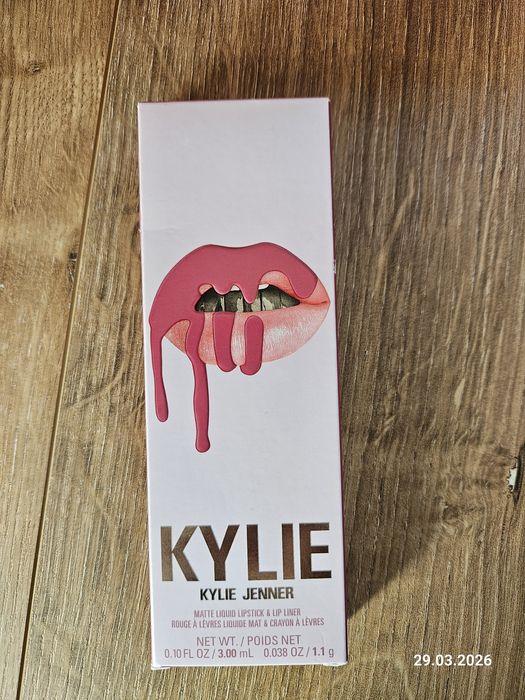 Zestaw do makijażu ust KYLIE 100