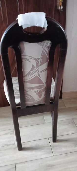 Krzesła  8 sztuk