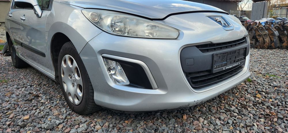 Бампер пежо Peugeot 12р рест EZRC колір фарби