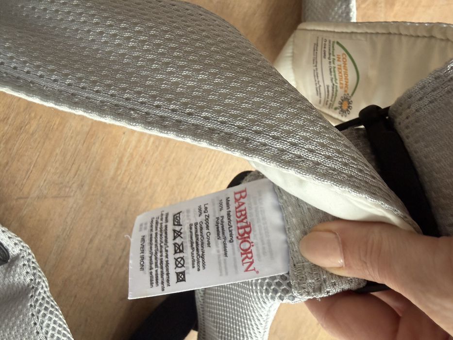 Nosidełko nosidło babybjörn air jasny szary