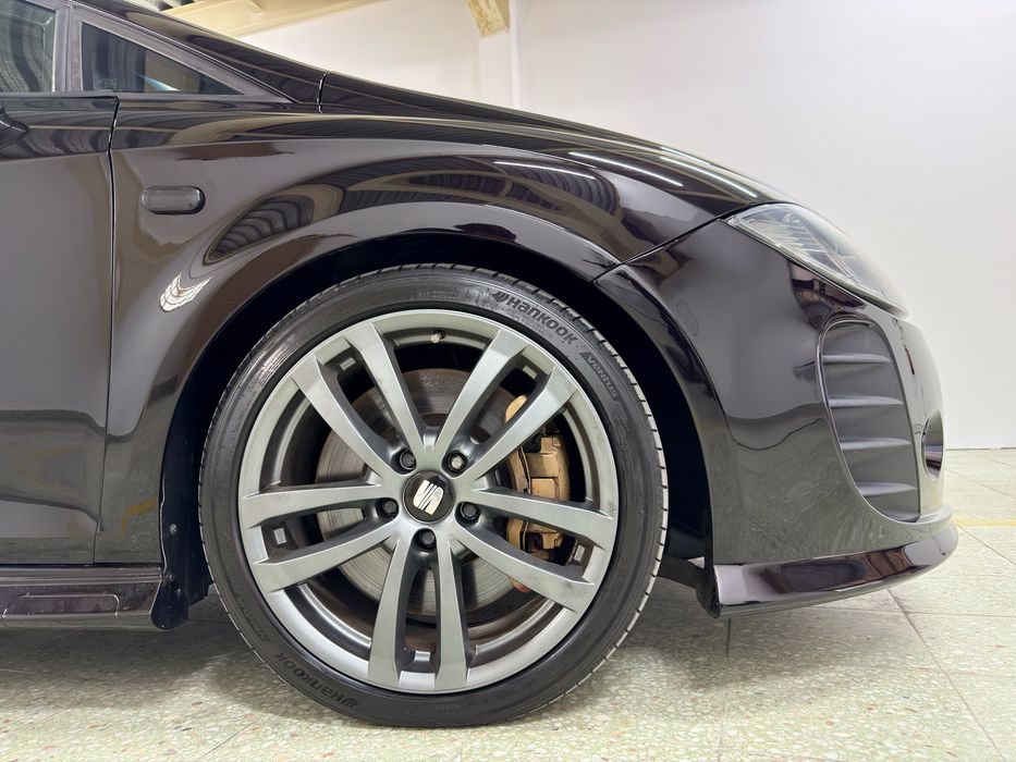 Seat Leon / Cupra 2.0 241Cv / 120.000km / Distribuição Mudada / Poss Retoma