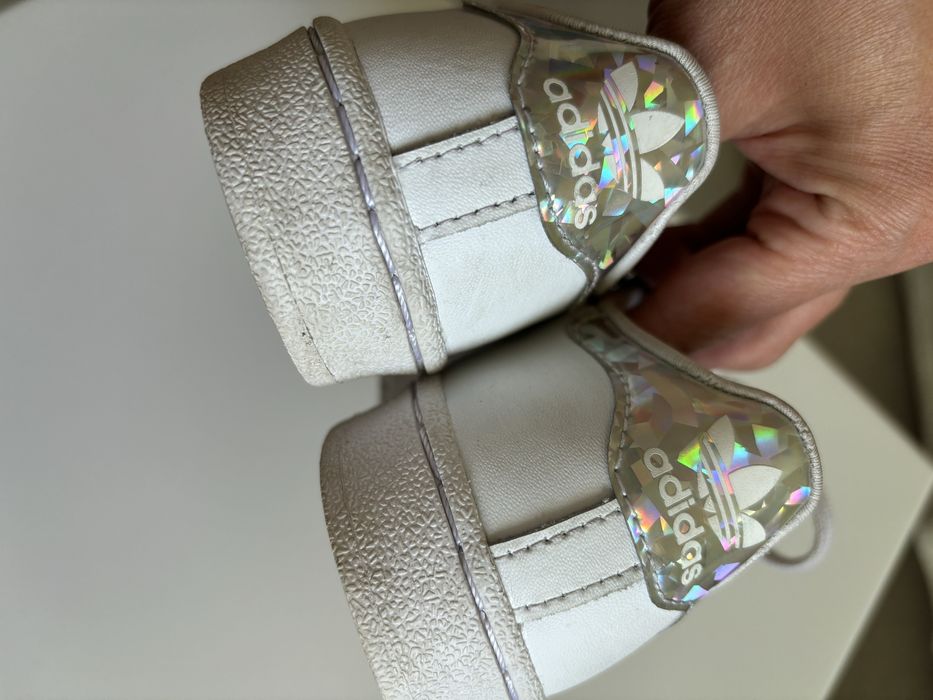 Buciki adidasy Adidas Superstar 28 holograficzne dla dziewczynki