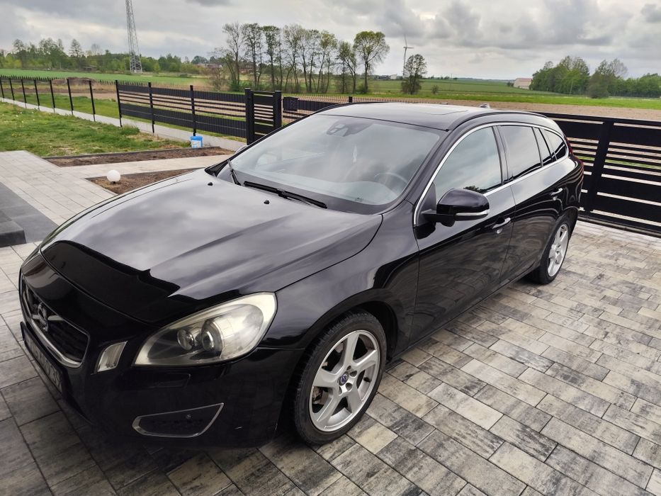 Volvo V60 summum