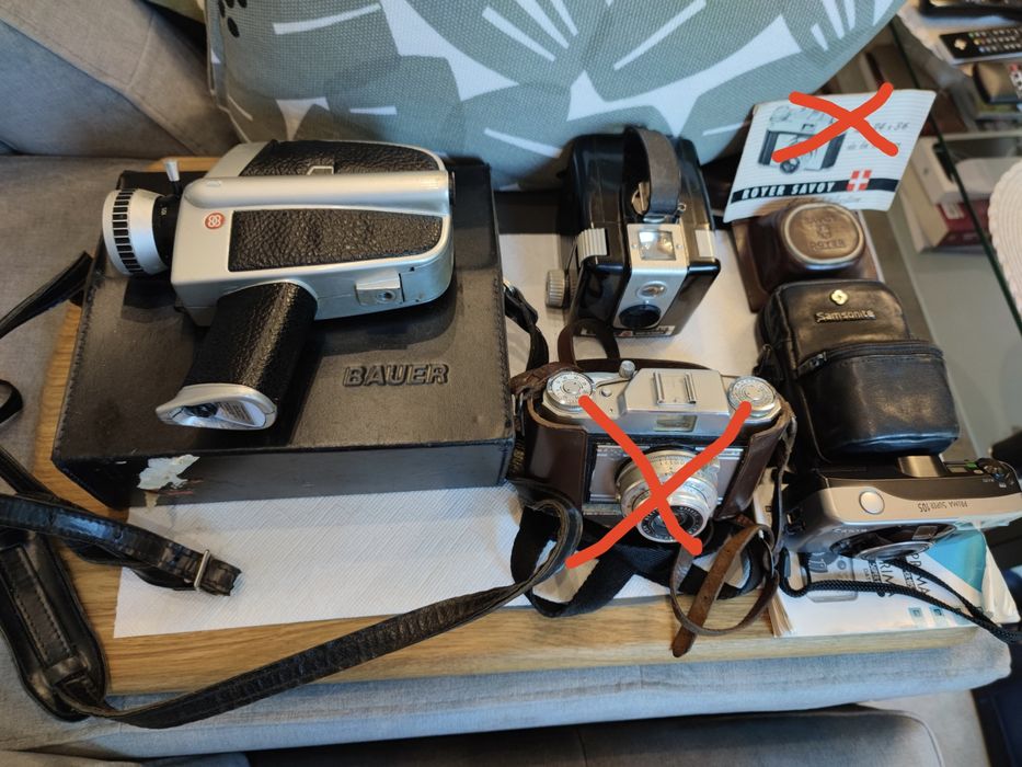 Zestaw aparatów fotograficznych i kamer