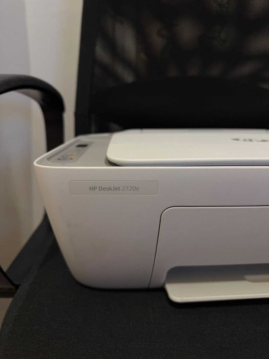 Impressora HP Deskjet 2720e (semi nova)