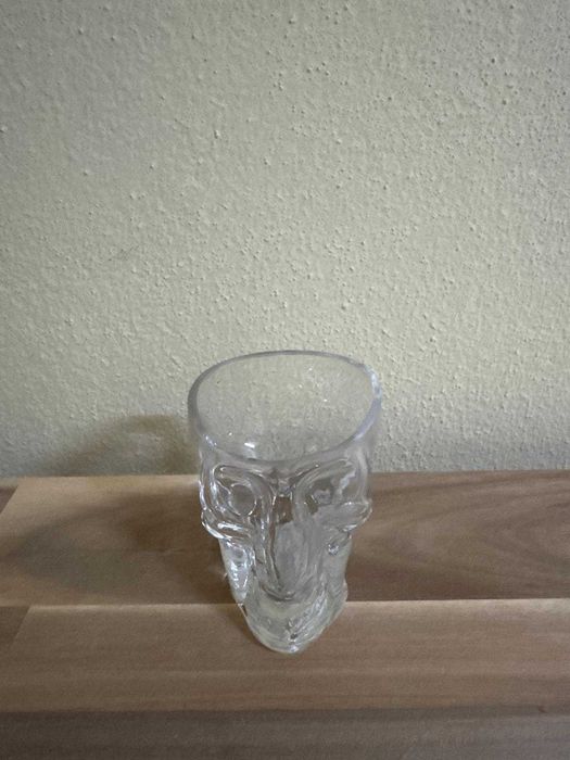 Copo Shot Caveira em Vidro – Novo