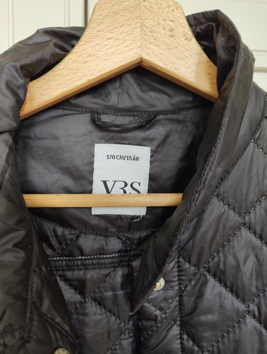 Kurtka pikowana czarna