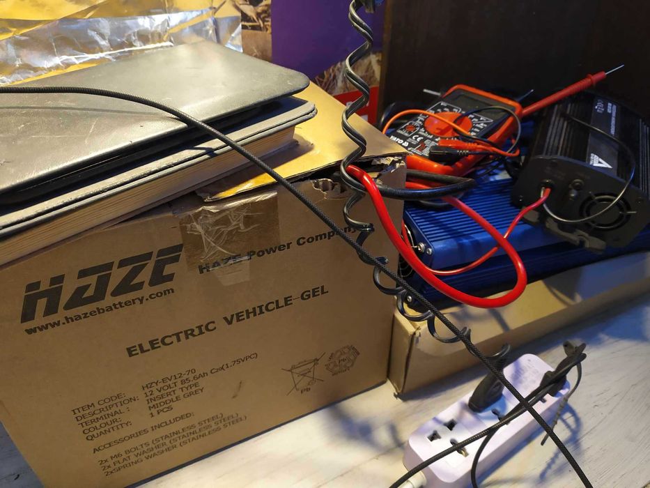 Aккумулятор с 2 девайсами, Типа ЭкоФлоу.