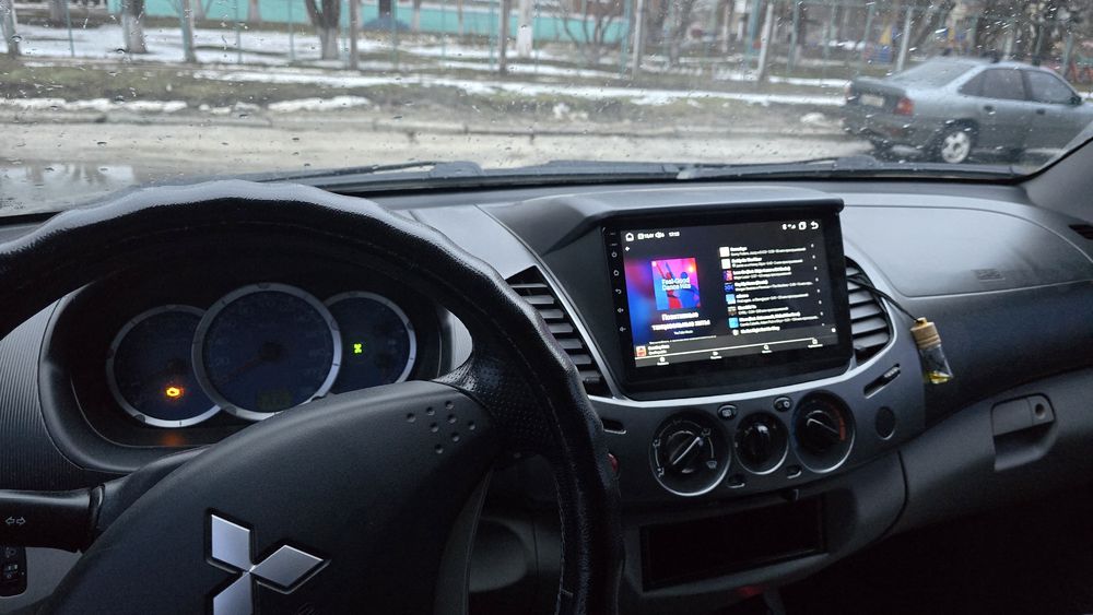 Магнитола для Mitsubishi L200 TS10 4/32