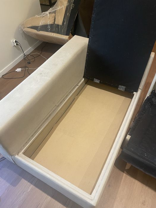Sofa Chaise Long com Arrumação