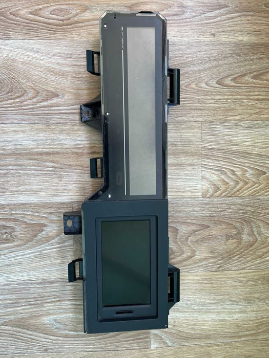 Панель приладів, Екран Renault Scenic lll 248108063r на ЗЧ або ремонт