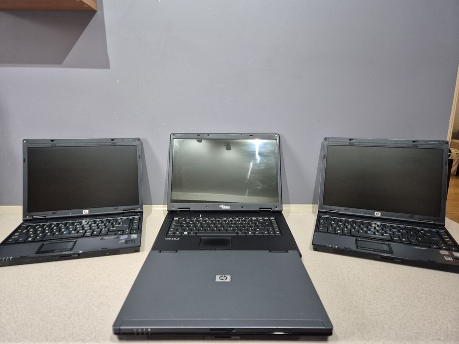 Laptopy HP Compaq oraz Fujitsu Simens