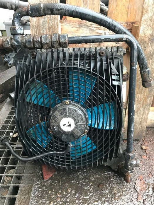 Chłodnica  wentylator  HydroDrive MAN  Czesci pompa przystawka