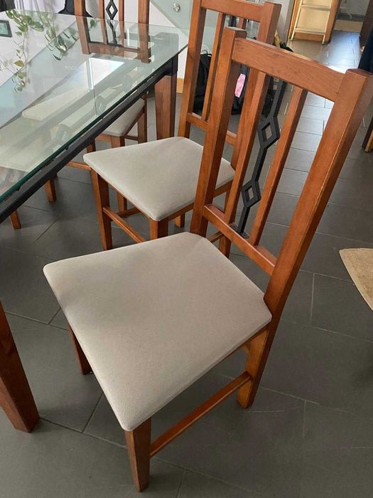 Sofá em pele, Mesa de sala de jantar