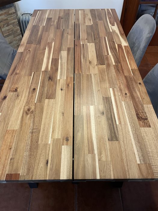 Mesa de Jantar SKOGSTA