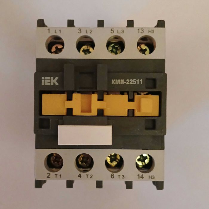 Контактор КМИ-22511 25А 220В/АС3 1р НЗ, ИЭК, KKM21-025-230-01