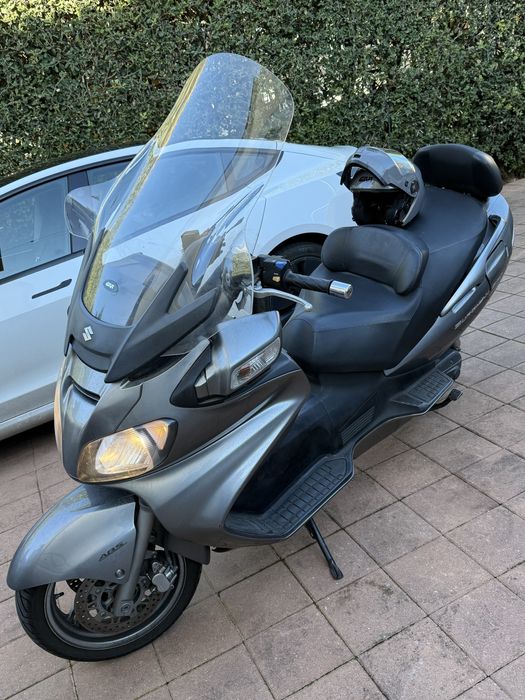 Vendo susuki burgman 650 executive