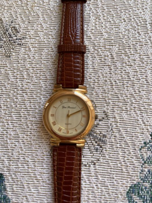 Годинник жіночий  Yves  Renaud Sviss