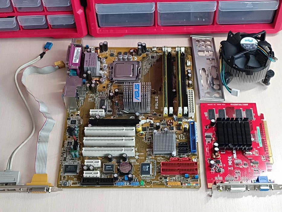 Б/У деталі для старих ПК