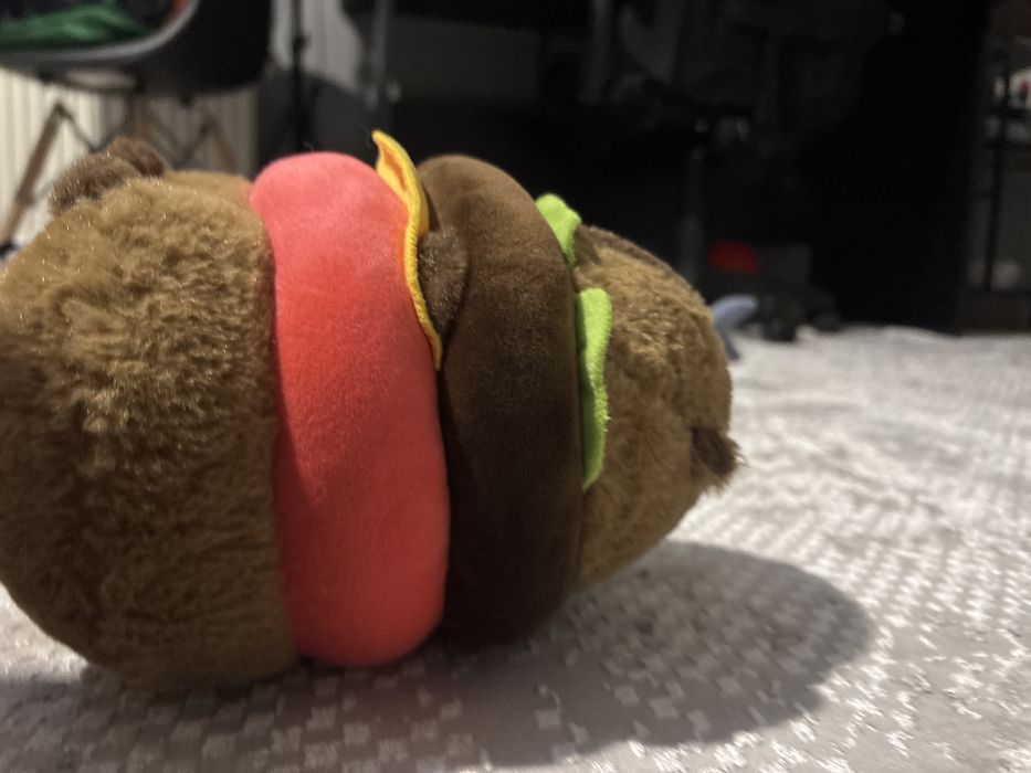 Дуже хороша іграшка м’яка Капібара Бургер