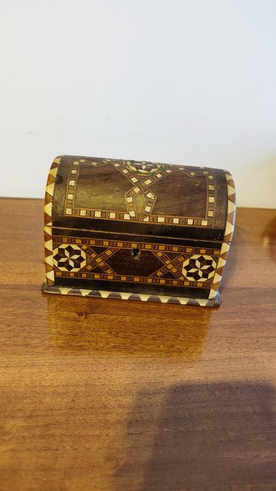 Porta joias antigo em madeira