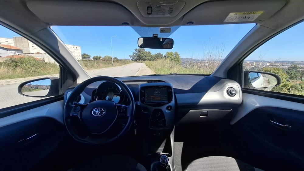 Toyota Aygo Xplay Plus — photo 5