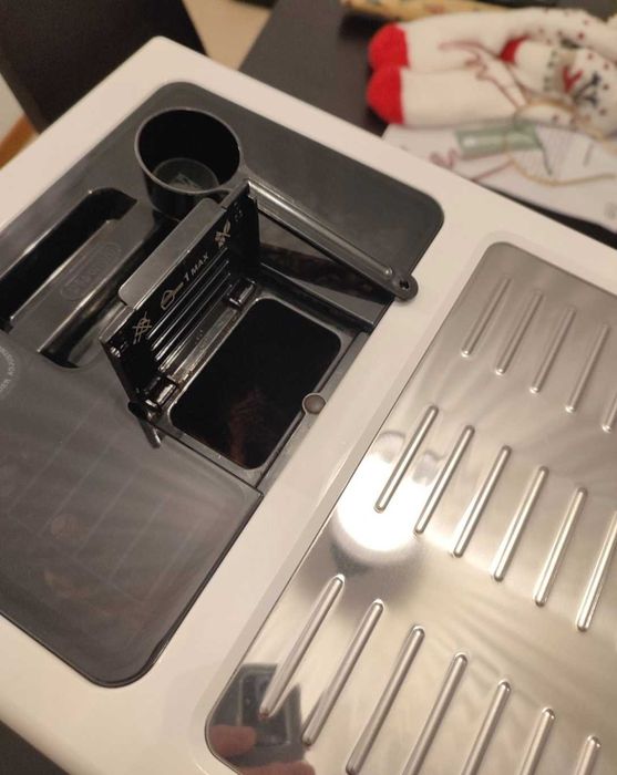 Maquina café automática grão Delonghi Eletta Capuccino Top