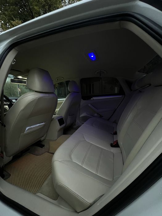 Продам Volkswagen Passat 2.5