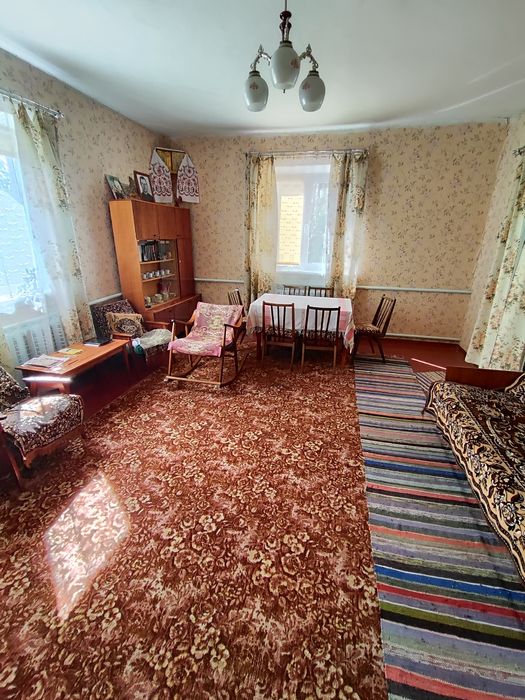 Продається будинок/дача + баня в селі Головурів/40км від Києва