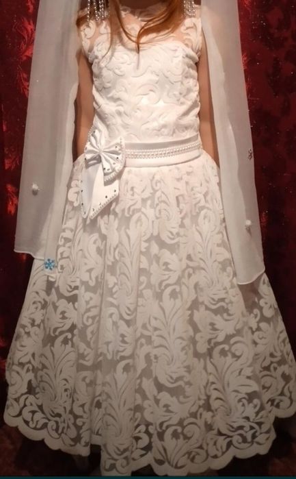 Красива сукня сніжинки на Новий рік на 5-6 років 104-110 см