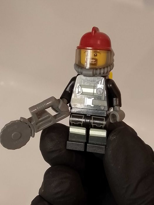 LEGO cty0601 strażak rzadka figurka