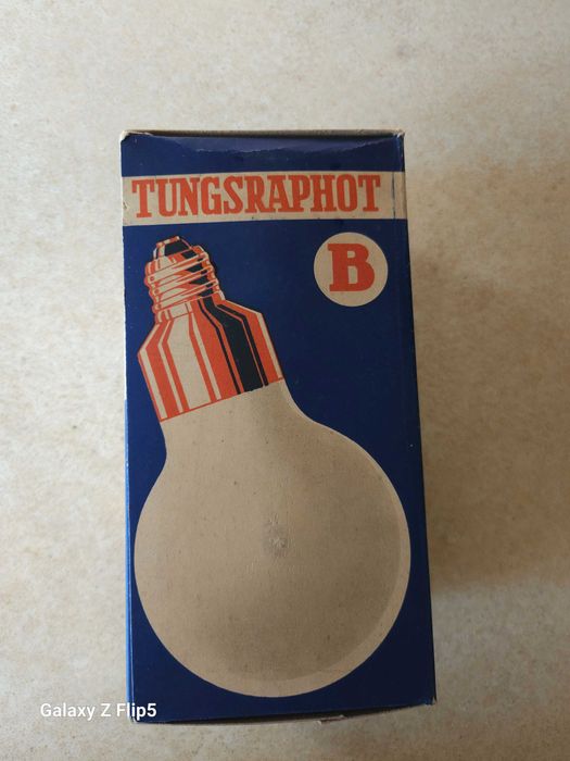 Żarówka 500 W  110V  Tungsraphot  nowa