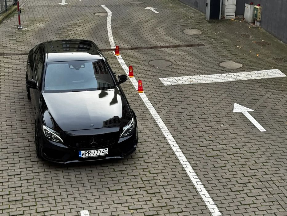 Mercedes-Benz Klasa C Black Shadow C450 AMG 4matic 7G-TRONIC