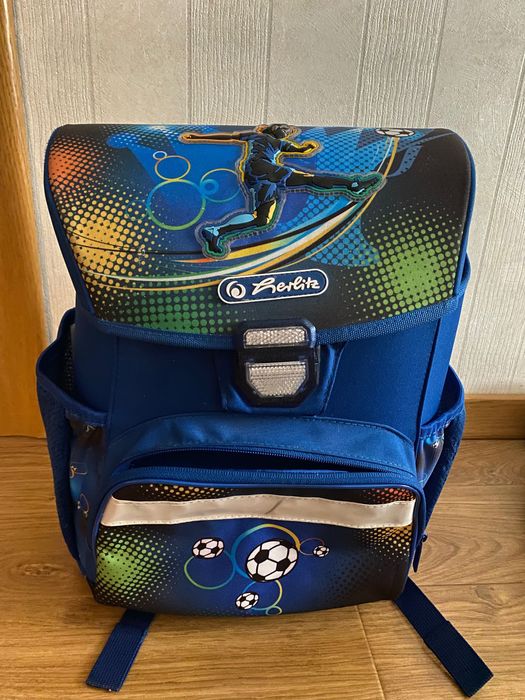 Ортопедичний шкільний рюкзак для хлопчика