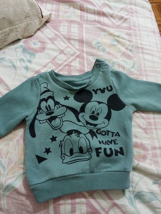 Roupas em bom estado