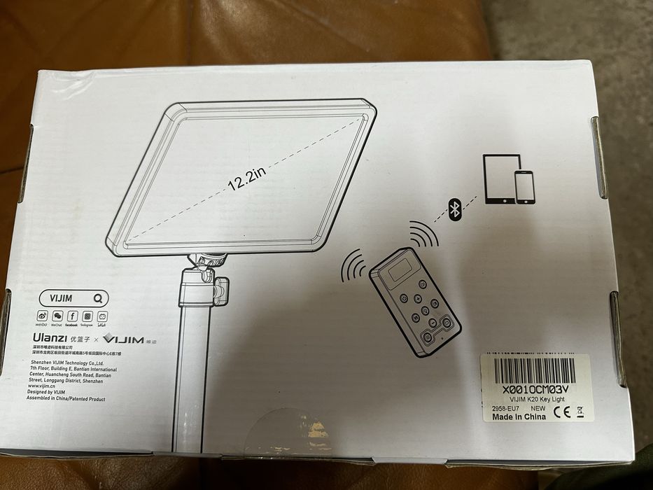 Світлодіодна панель Ulanzi Vijim K20 11" на стійці