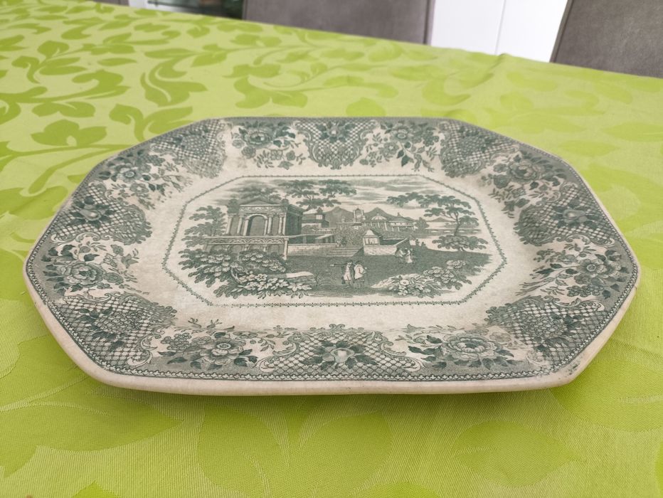 Fábrica de Louça de Sacavém - Século XIX