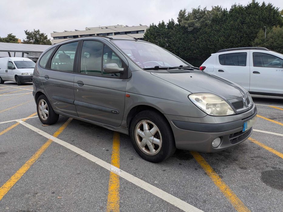 Renault Scénic — fotografia 5