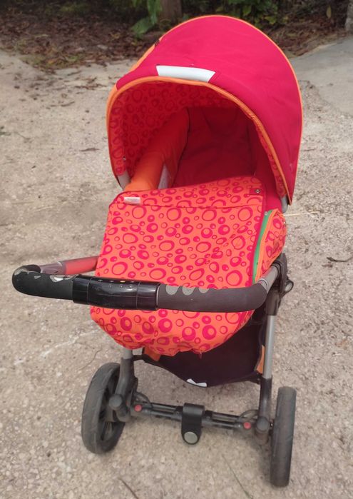 Carrinho de bebe + Ovo  Usado