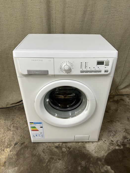 Стиральная машина Electrolux 5 кг.EWS10410W.Гарантия!
