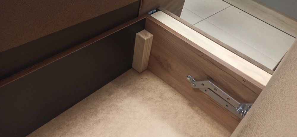Kanapa Sofa Guzik -Pasy elastyczne + Sprężyna Bonell Premium PRODUCENT