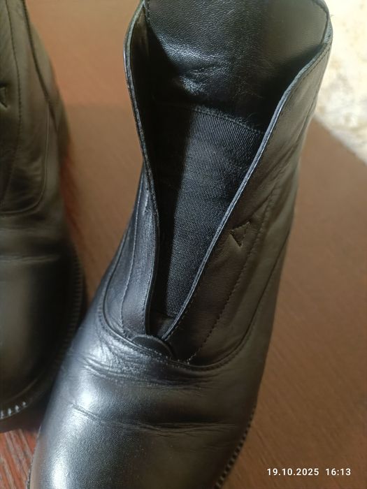 Женские кожаные зимние ботинки