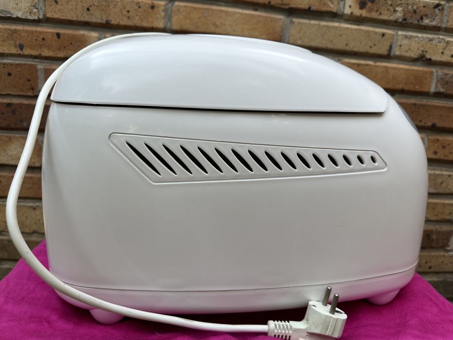 Хлебопечка новая Alesi