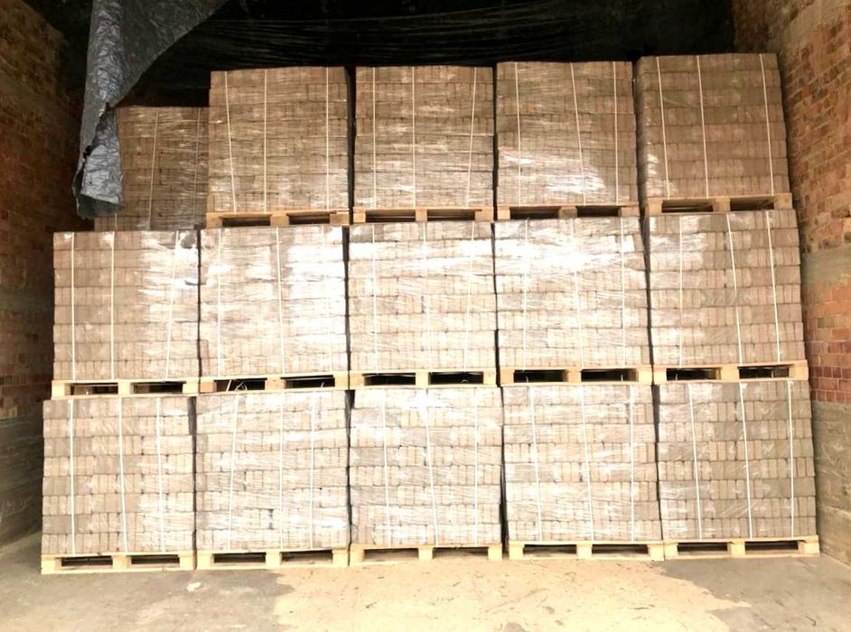 Вугілля брикети пелети тепло і затишок
